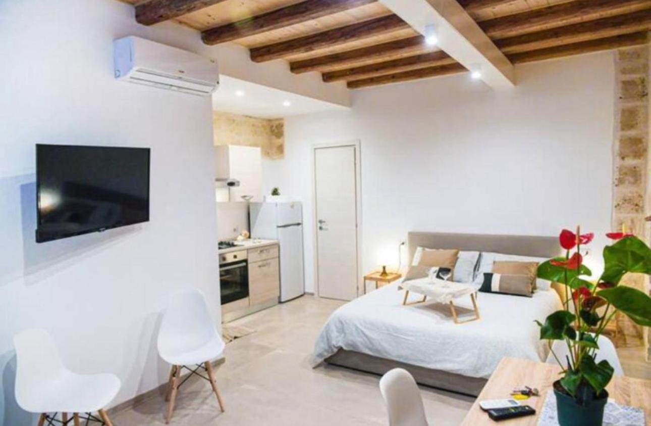 Urban Flat Garibaldi - Timesrl Apartments บารี ภายนอก รูปภาพ