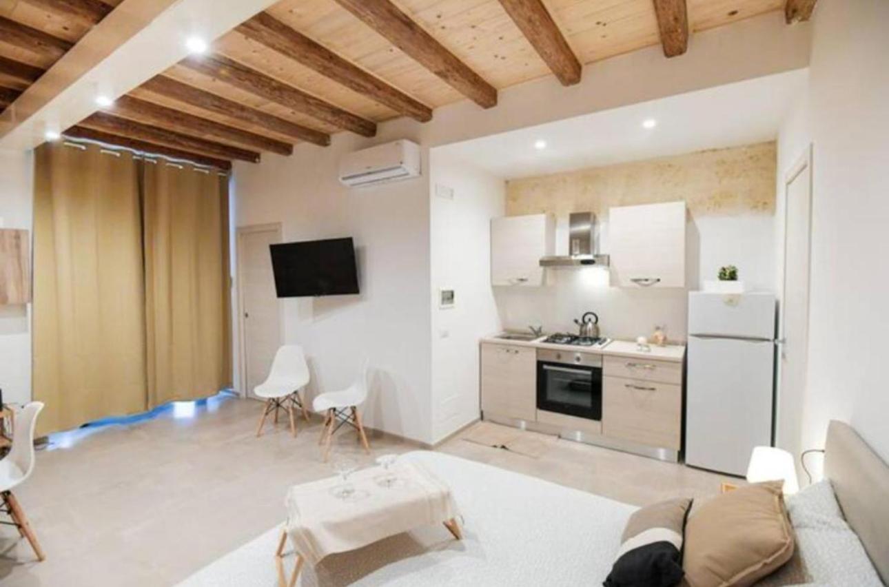 Urban Flat Garibaldi - Timesrl Apartments บารี ภายนอก รูปภาพ