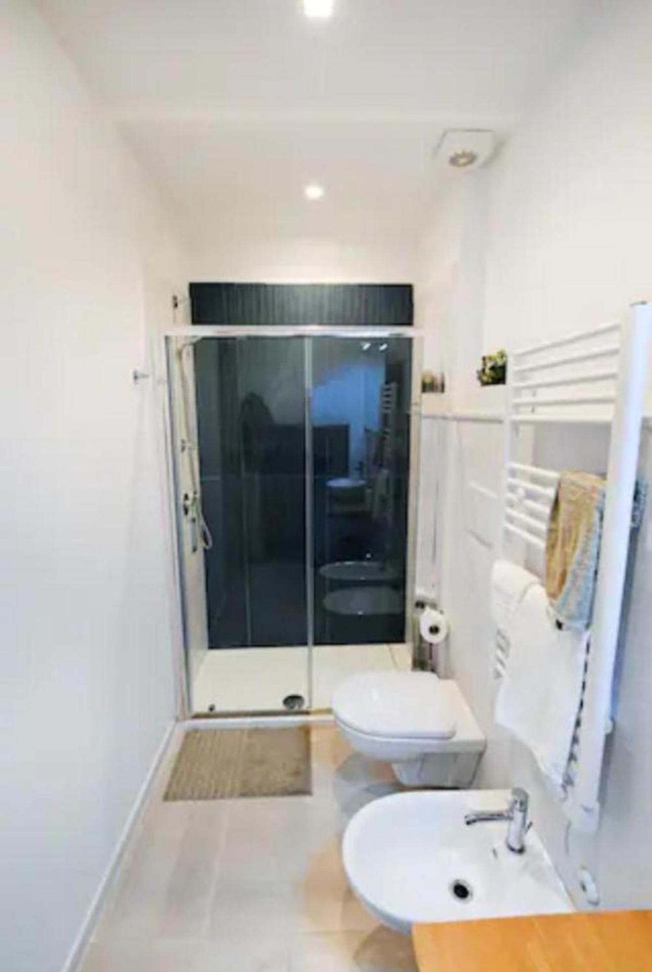 Urban Flat Garibaldi - Timesrl Apartments บารี ภายนอก รูปภาพ